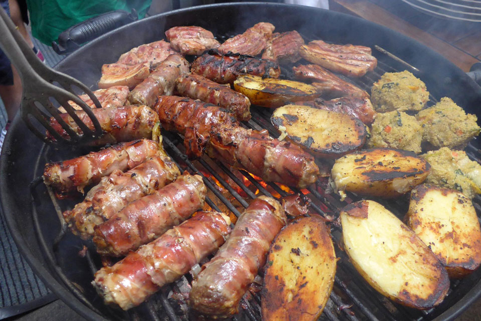 Grillen auf der Altstadt-Terrasse Herzl Weinstube Graz